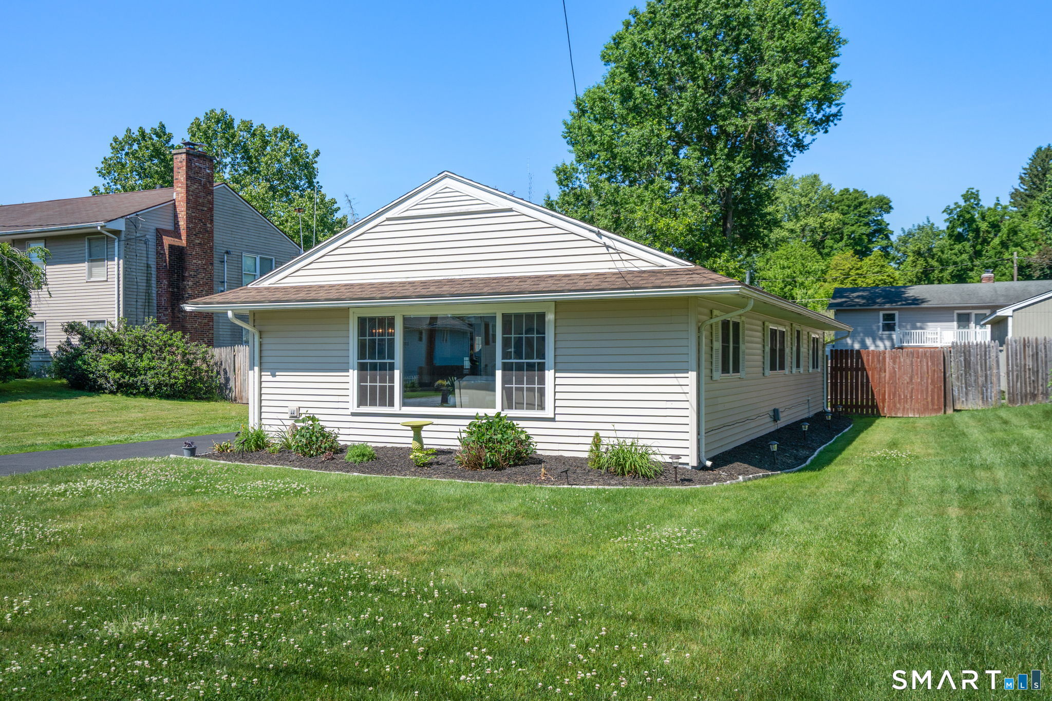 31 Cowan Street Suffield CT 06078
