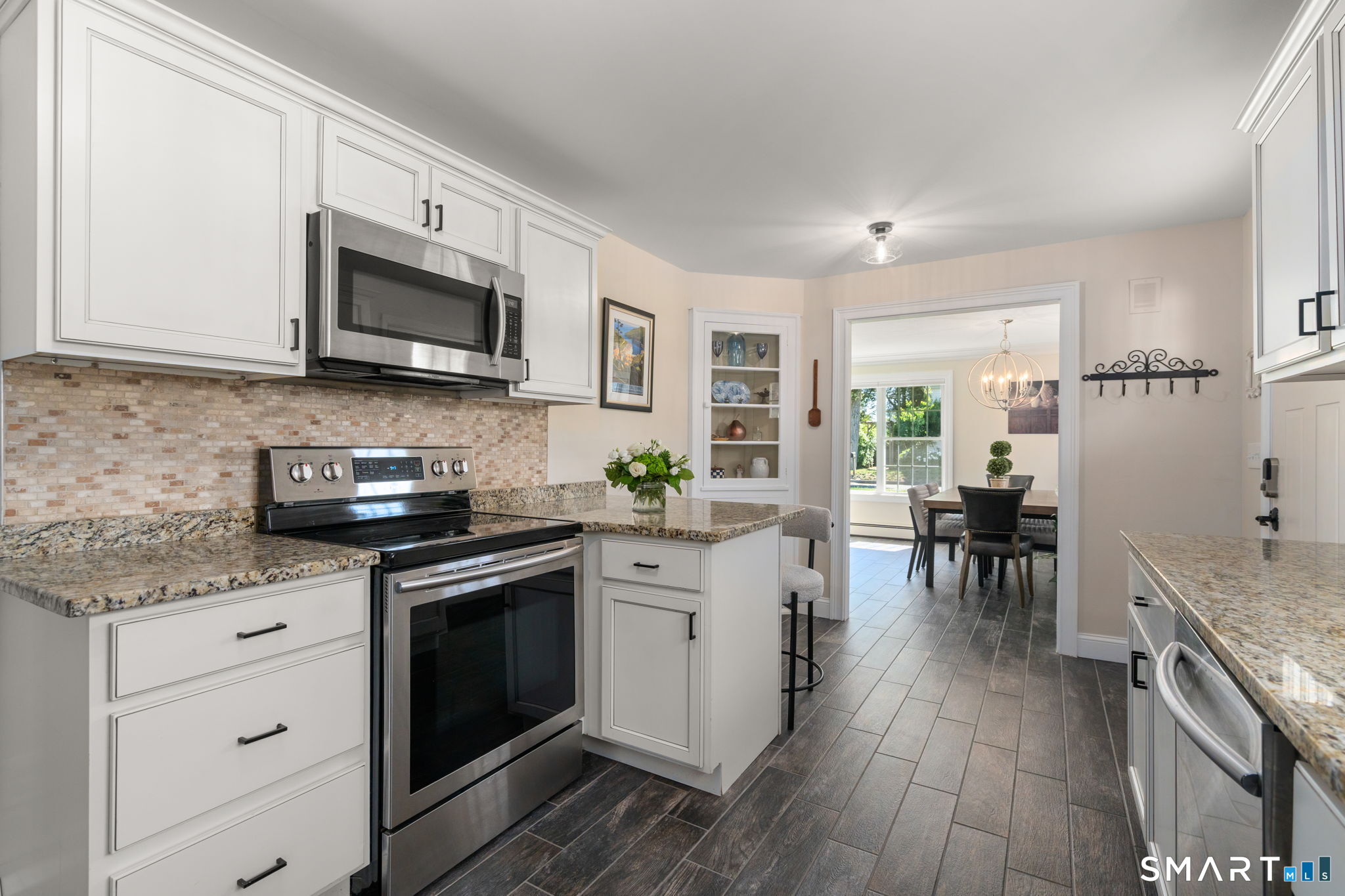 31 Cowan Street Suffield CT 06078