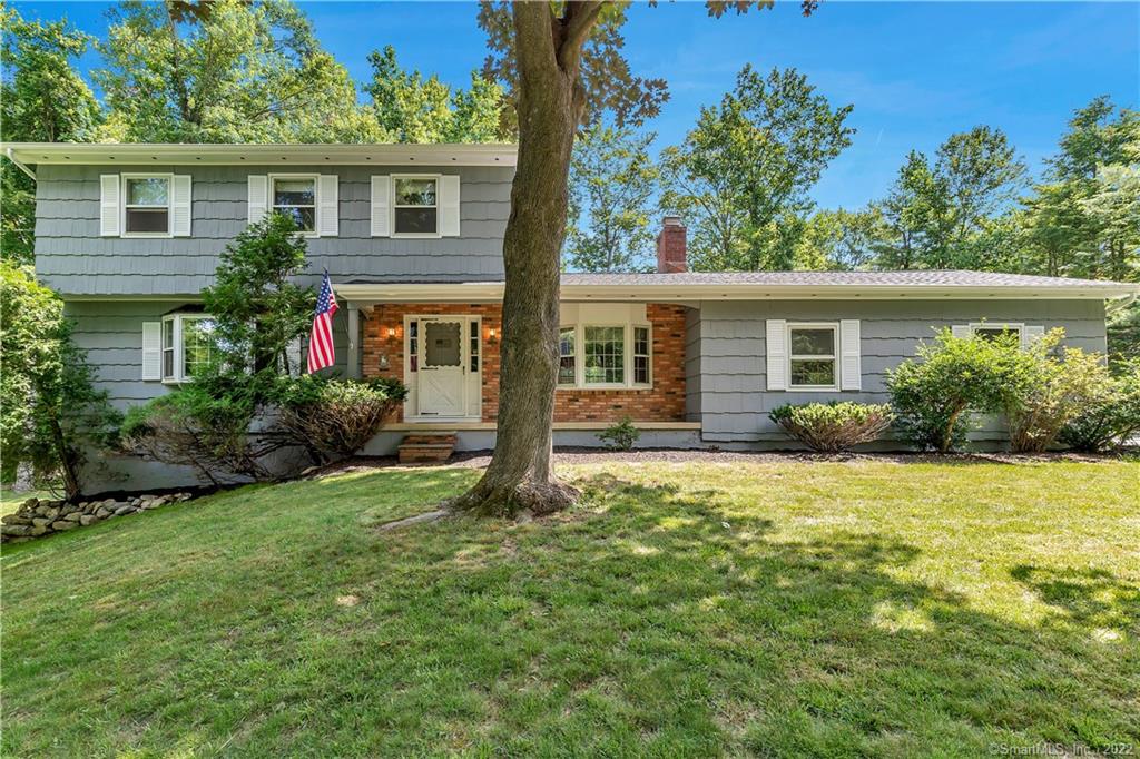 21 Bear Mountain Road New Fairfield CT 06812