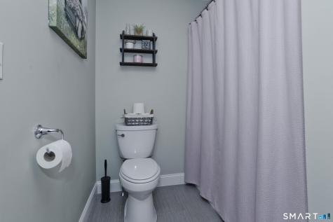 86 Commons Crossing Windsor CT 06095