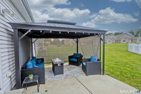 86 Commons Crossing Windsor CT 06095