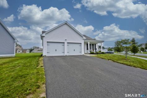 86 Commons Crossing Windsor CT 06095