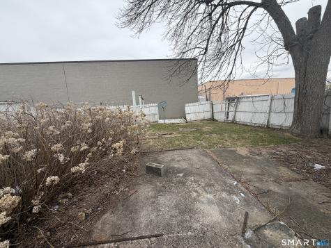 18 Lincoln Street East Hartford CT 06106