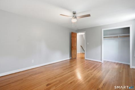 8 Lionel Drive Simsbury CT 06070