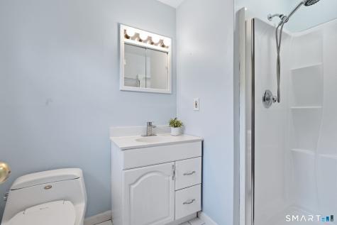 8 Lionel Drive Simsbury CT 06070