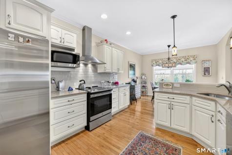 5 Beaudry Lane Bloomfield CT 06002