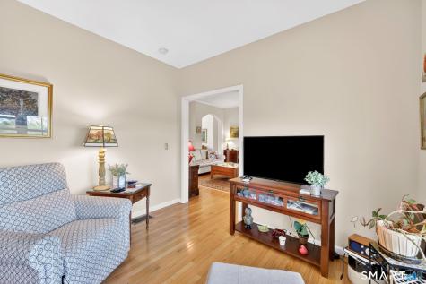 5 Beaudry Lane Bloomfield CT 06002