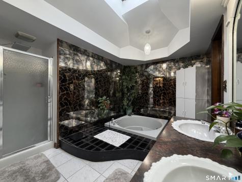 40 Hickory Hill Drive Waterbury CT 06708