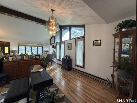 40 Hickory Hill Drive Waterbury CT 06708