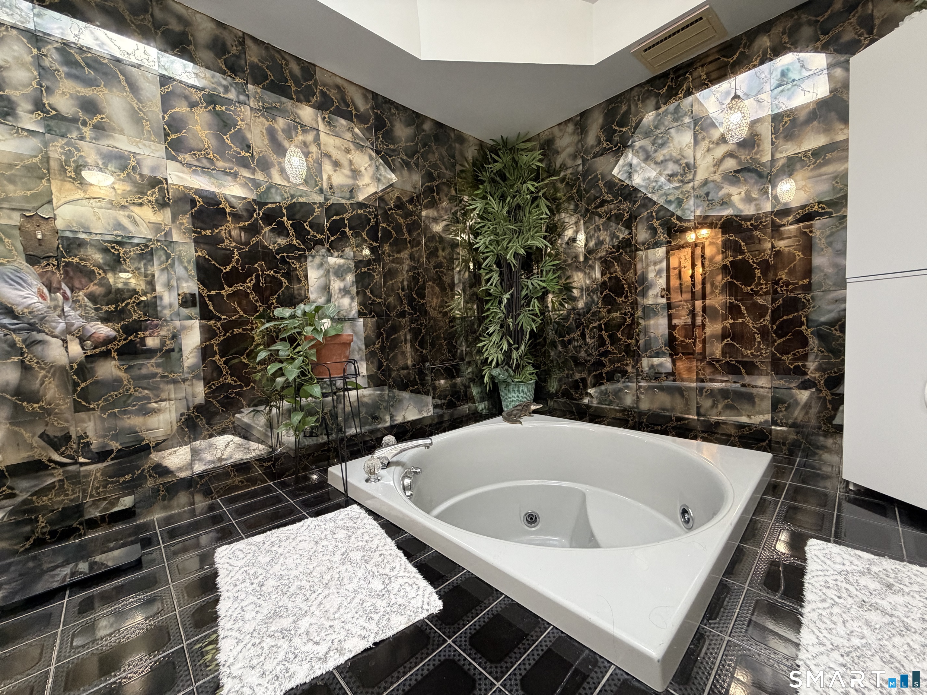 40 Hickory Hill Drive Waterbury CT 06708
