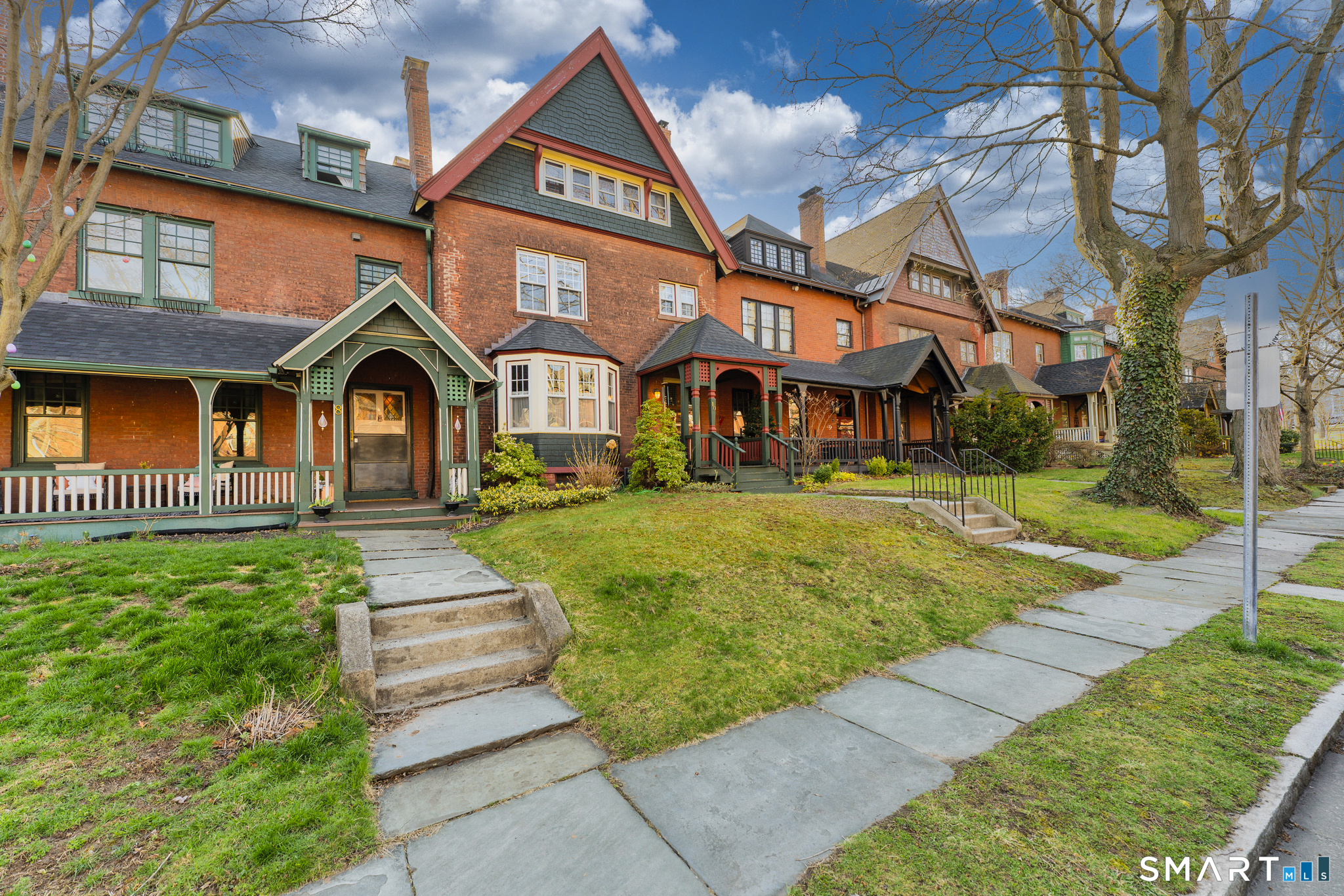 10 Columbia Street Hartford CT 06106