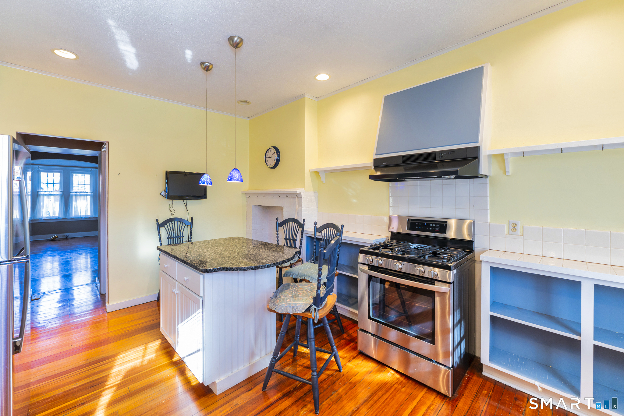 10 Columbia Street Hartford CT 06106