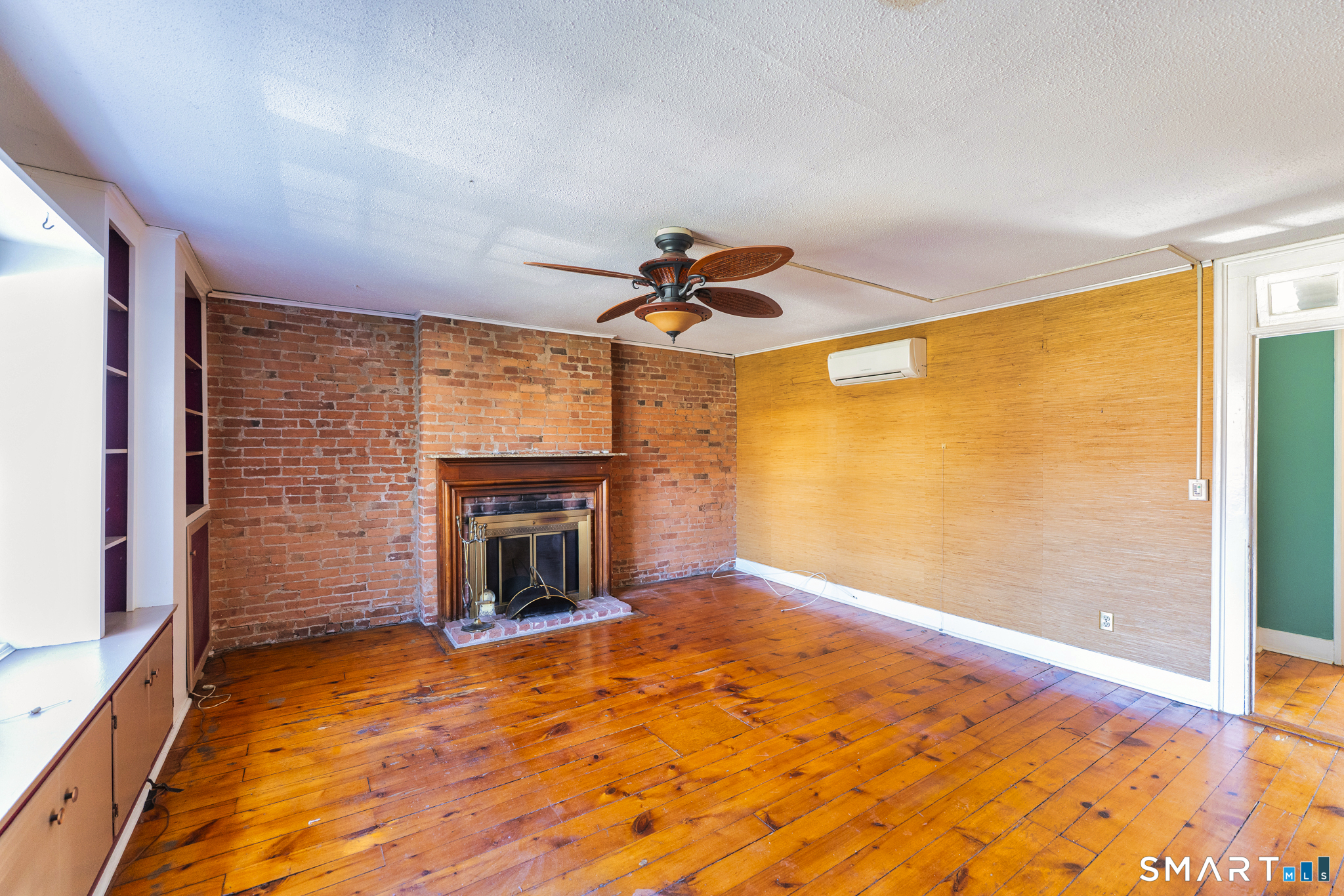 10 Columbia Street Hartford CT 06106