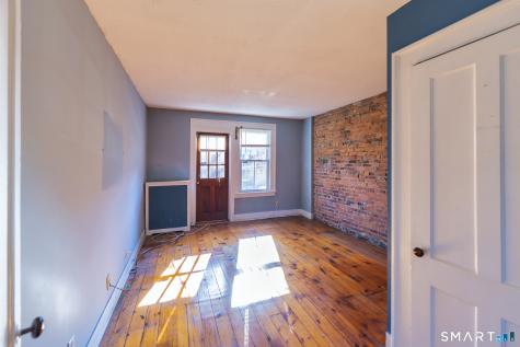 10 Columbia Street Hartford CT 06106