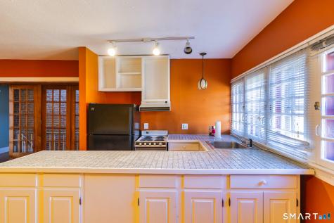 10 Columbia Street Hartford CT 06106