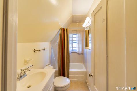 10 Columbia Street Hartford CT 06106