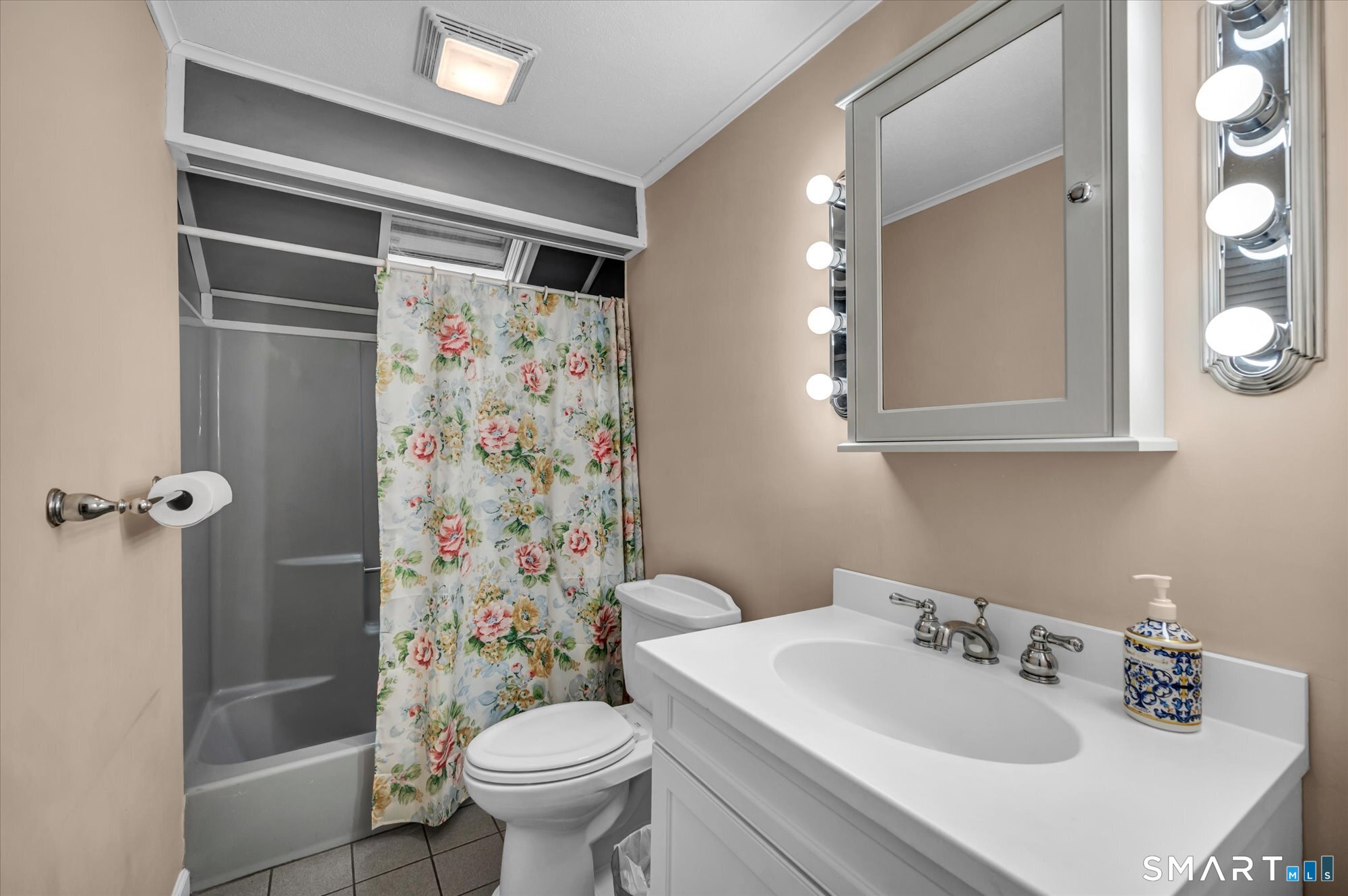 21 Lost Brook Lane Wallingford CT 06492