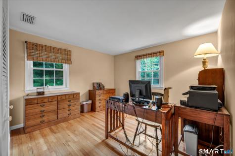 21 Lost Brook Lane Wallingford CT 06492