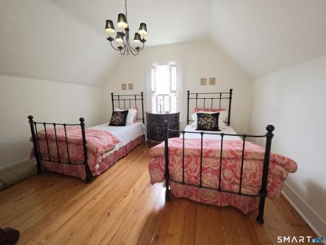 225 Woodstock Avenue Putnam CT 06260