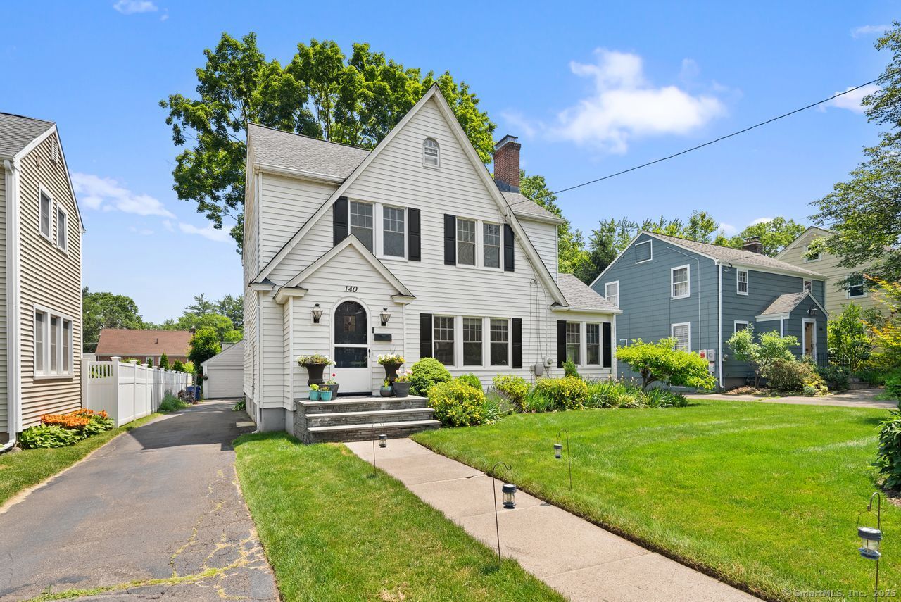 140 Griswold Drive West Hartford CT 06119