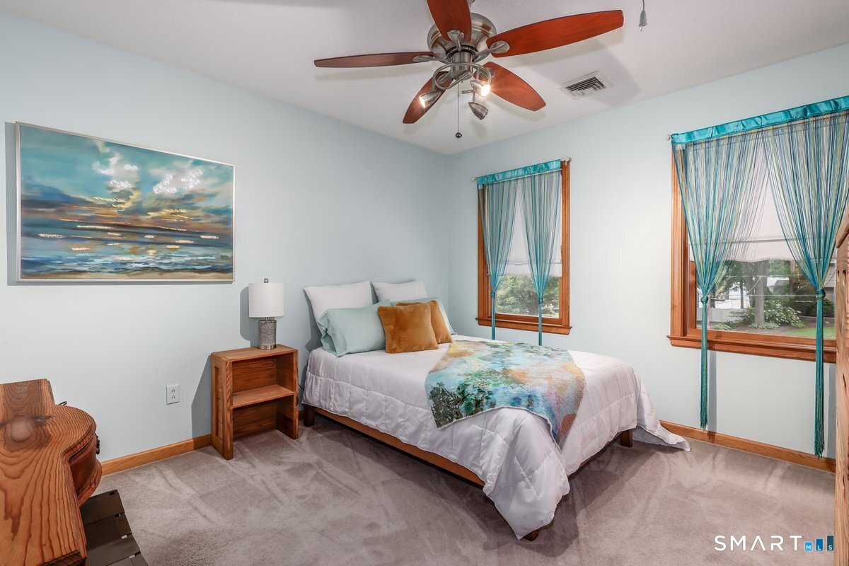 3 Autumn Lane Plainville CT 06062
