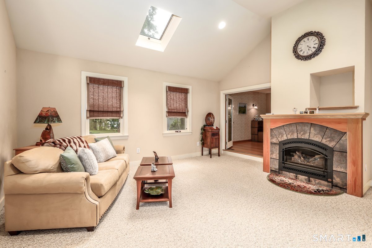 3 Autumn Lane Plainville CT 06062