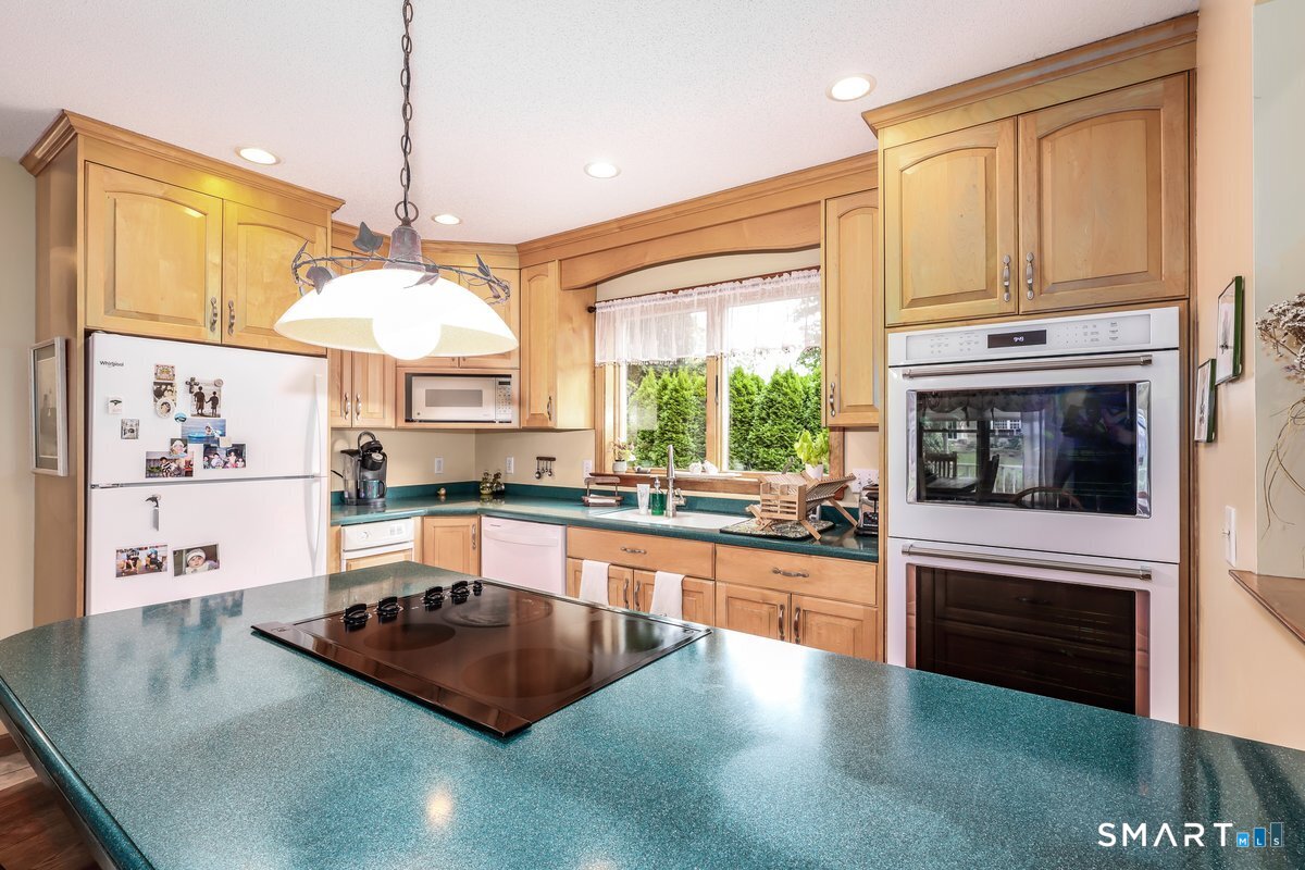 3 Autumn Lane Plainville CT 06062