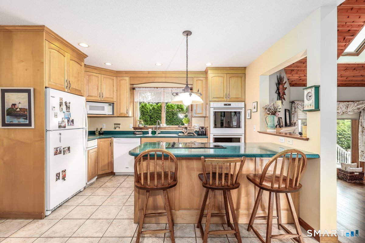 3 Autumn Lane Plainville CT 06062