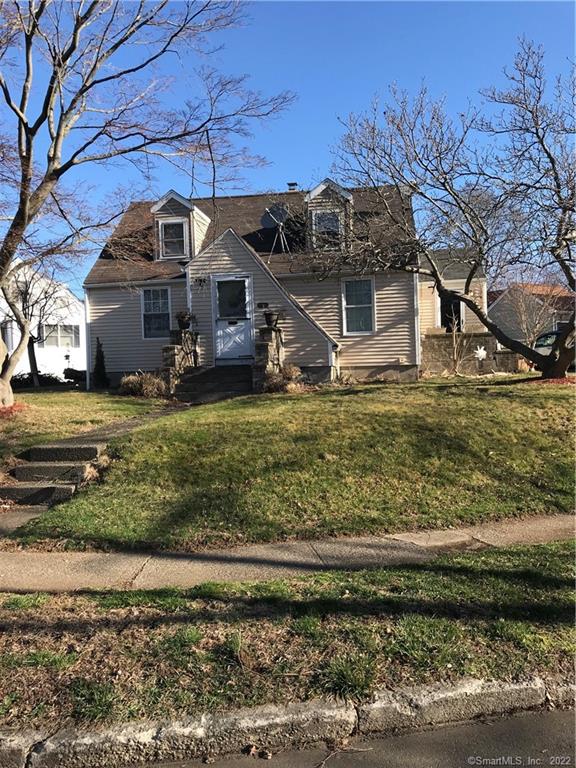 61 Alden Place Milford CT 06460