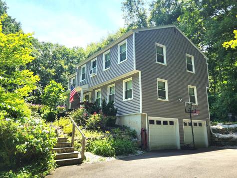 17 Serenity Lane Newtown CT 06482