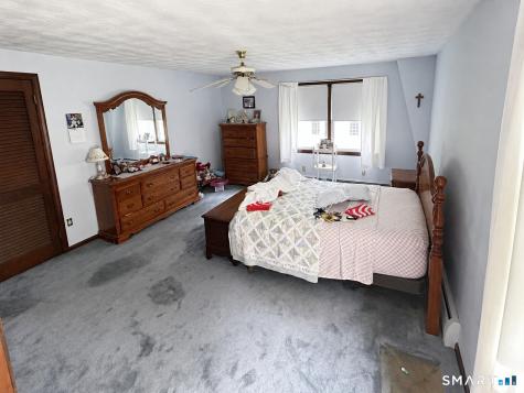 556 Forest Road Orange CT 06477