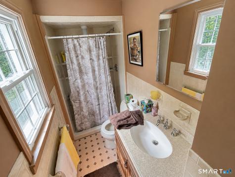 556 Forest Road Orange CT 06477