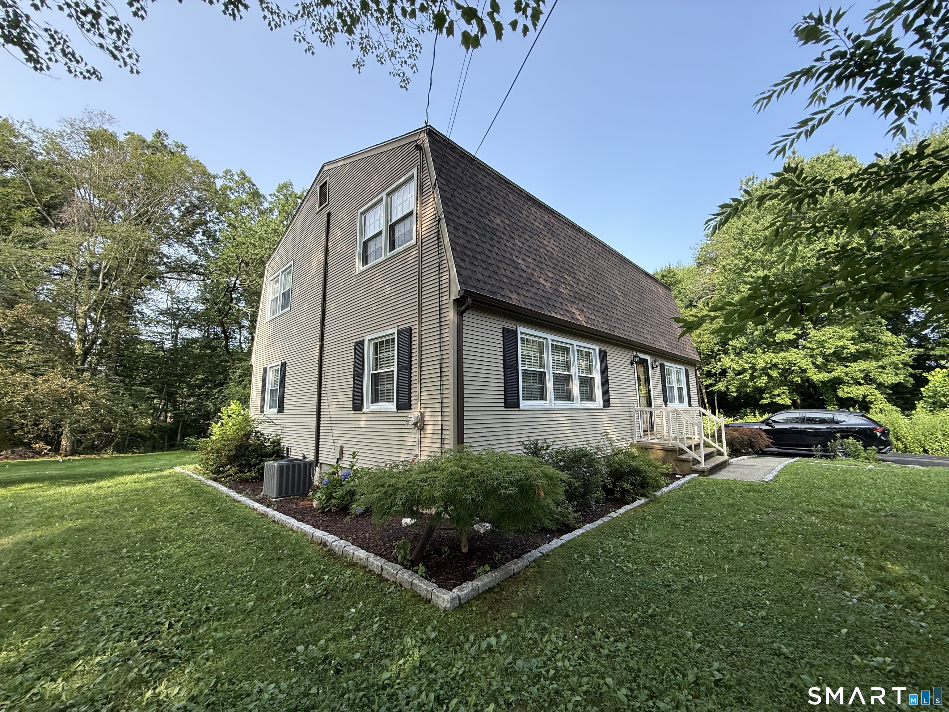 556 Forest Road Orange CT 06477