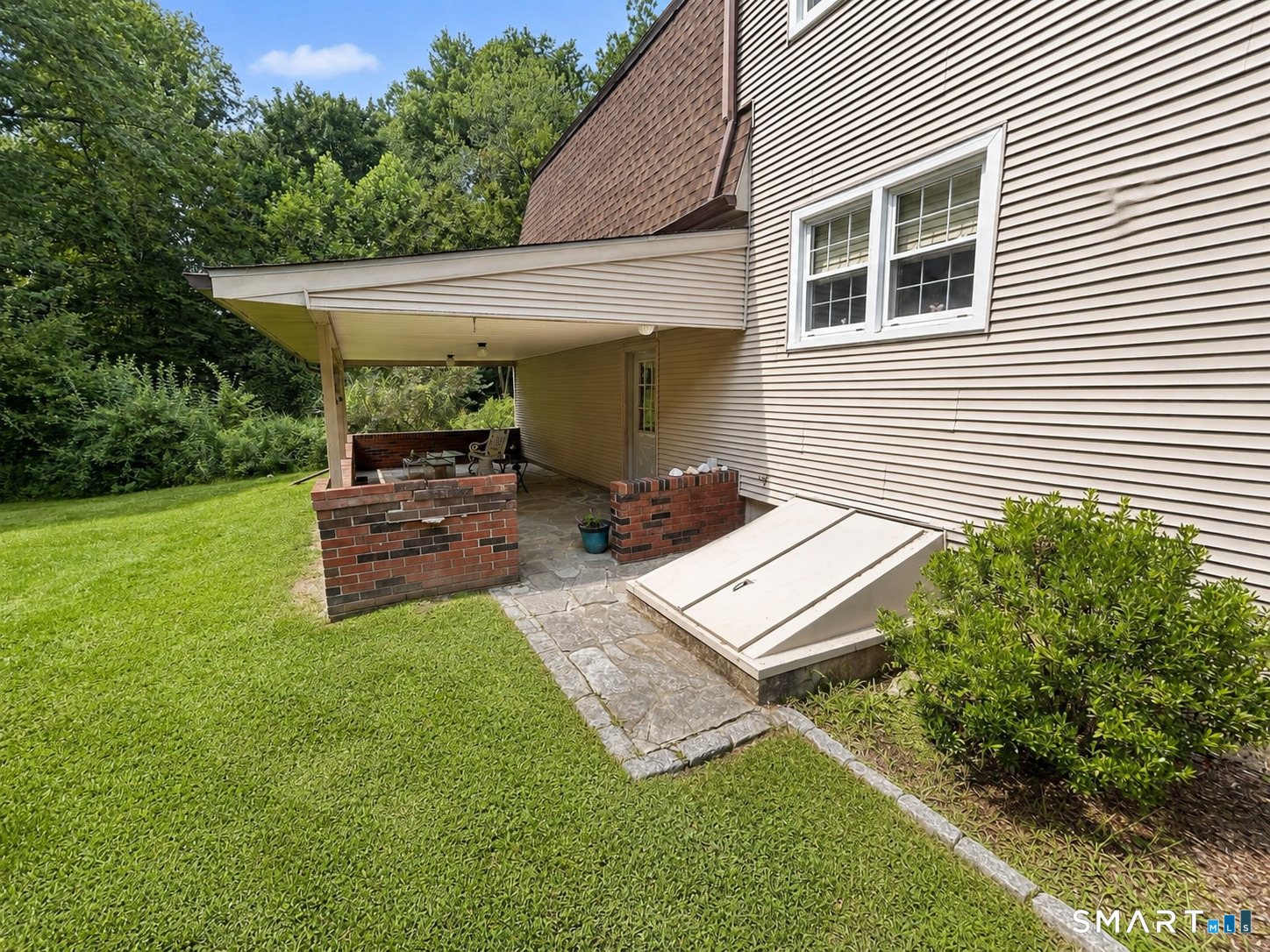 556 Forest Road Orange CT 06477