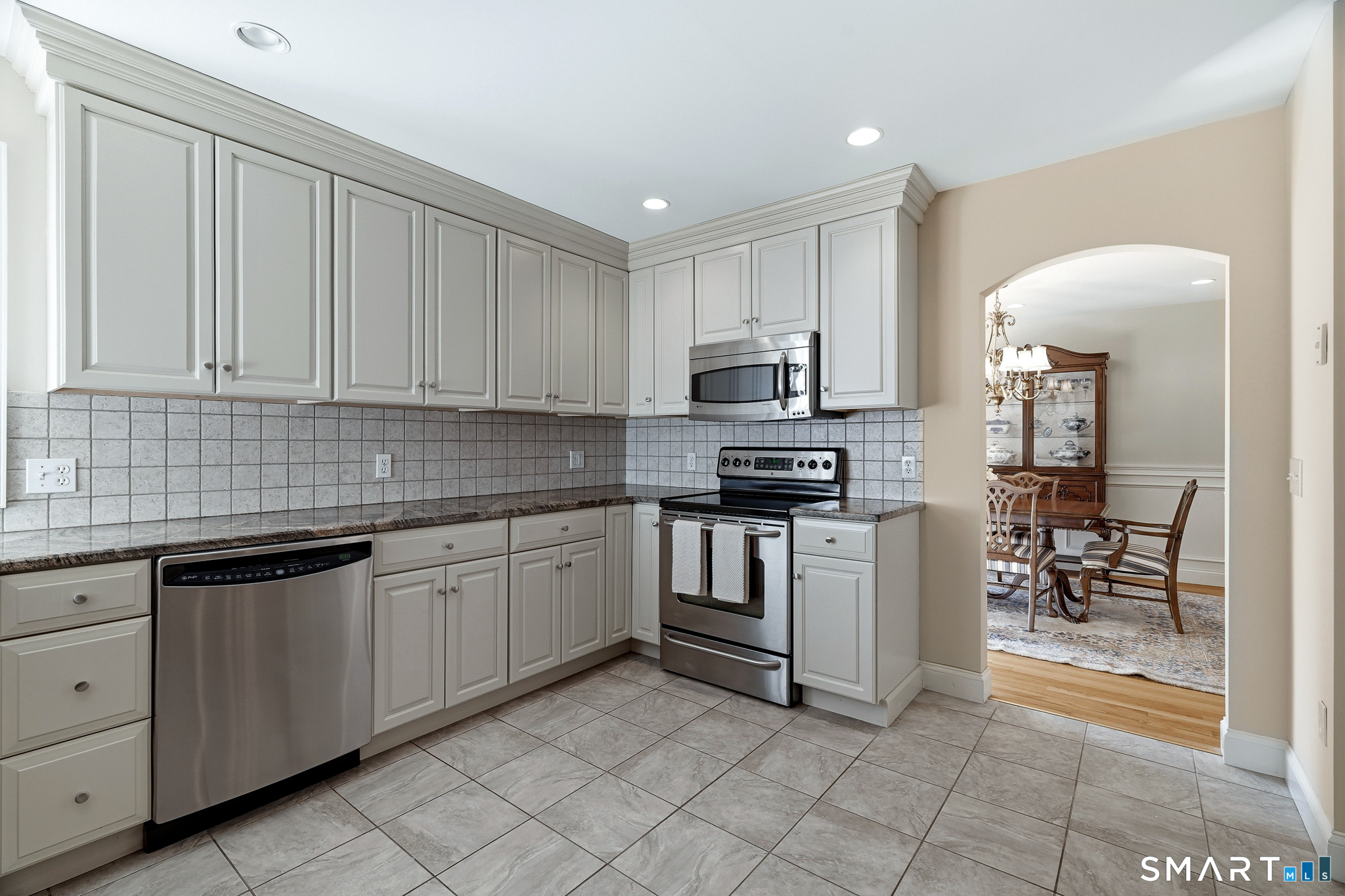 11 Stonewall Road Salem CT 06420