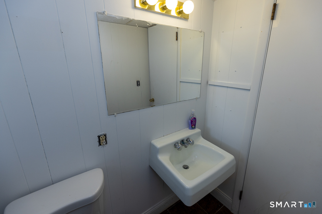 49 Kelseytown Road Clinton CT 06413