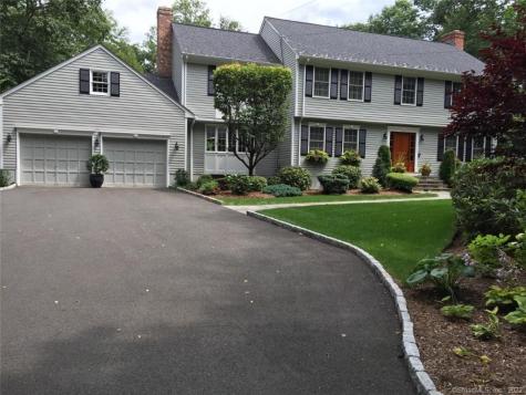 126 Burr Hall Road Middlebury CT 06762