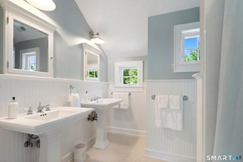 61 Sunrise Avenue New Canaan CT 06840