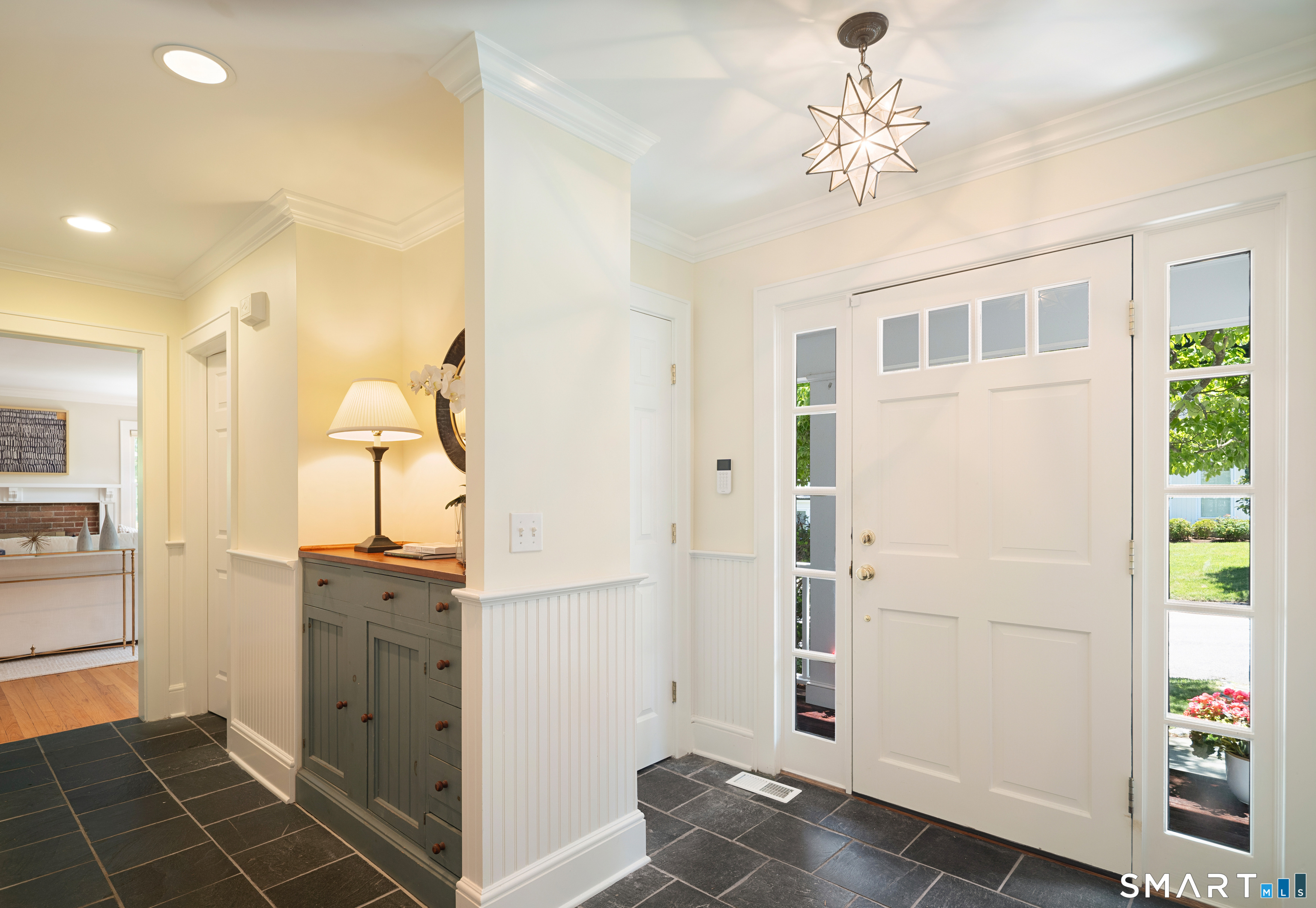 61 Sunrise Avenue New Canaan CT 06840