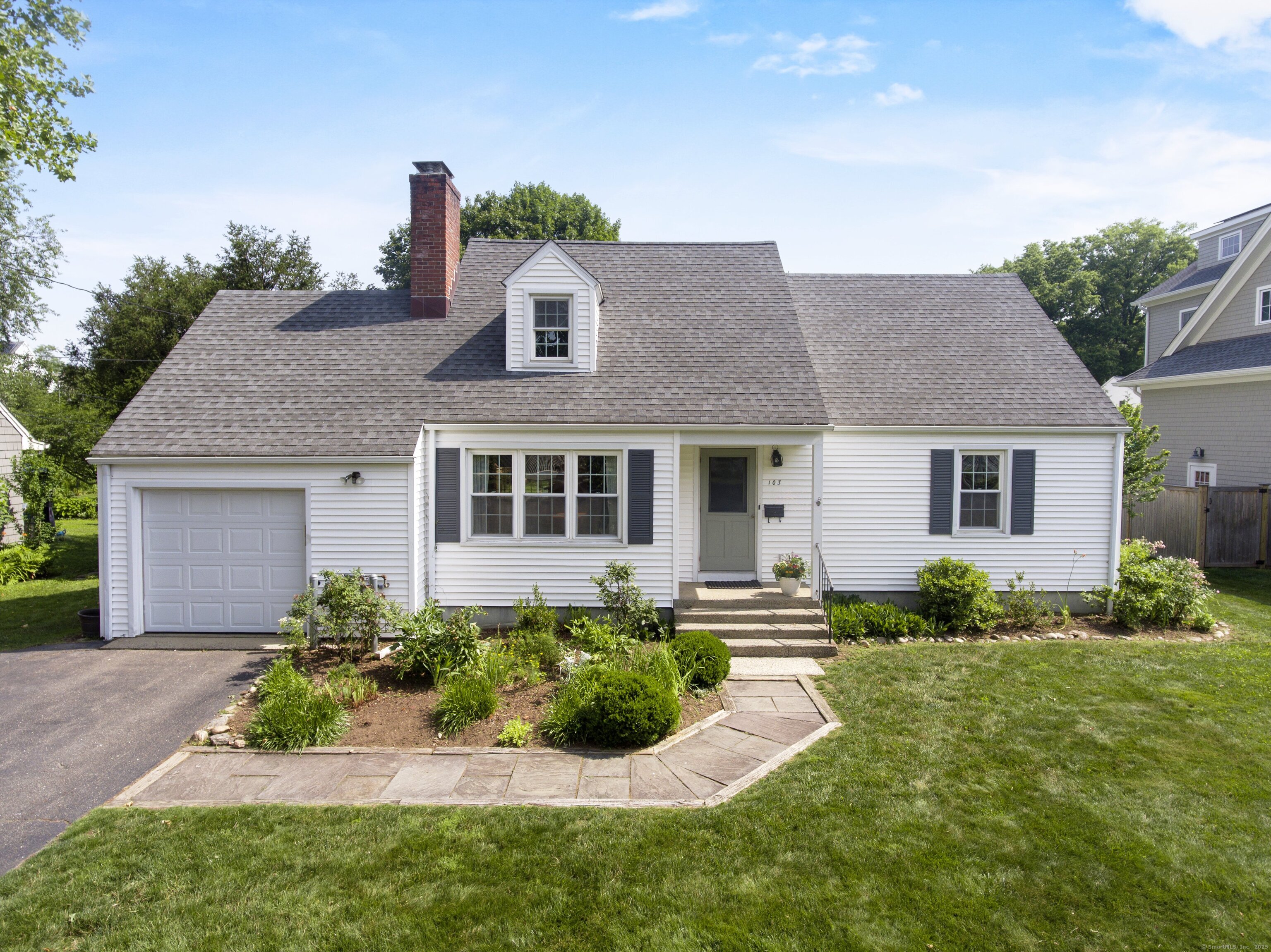 103 Colonial Drive Fairfield CT 06824