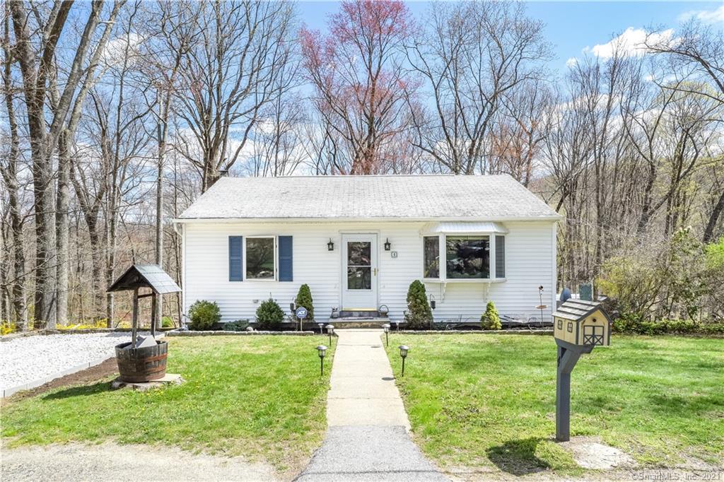 4 Roseton Road New Fairfield CT 06812