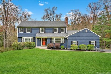 28 Windham Drive Simsbury CT 06070
