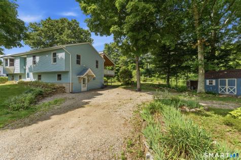23 Old Schoolhouse Road Mansfield CT 06268