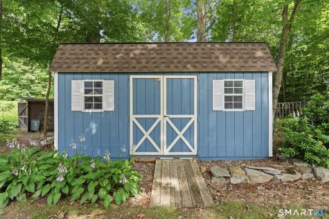 23 Old Schoolhouse Road Mansfield CT 06268