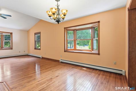 23 Old Schoolhouse Road Mansfield CT 06268