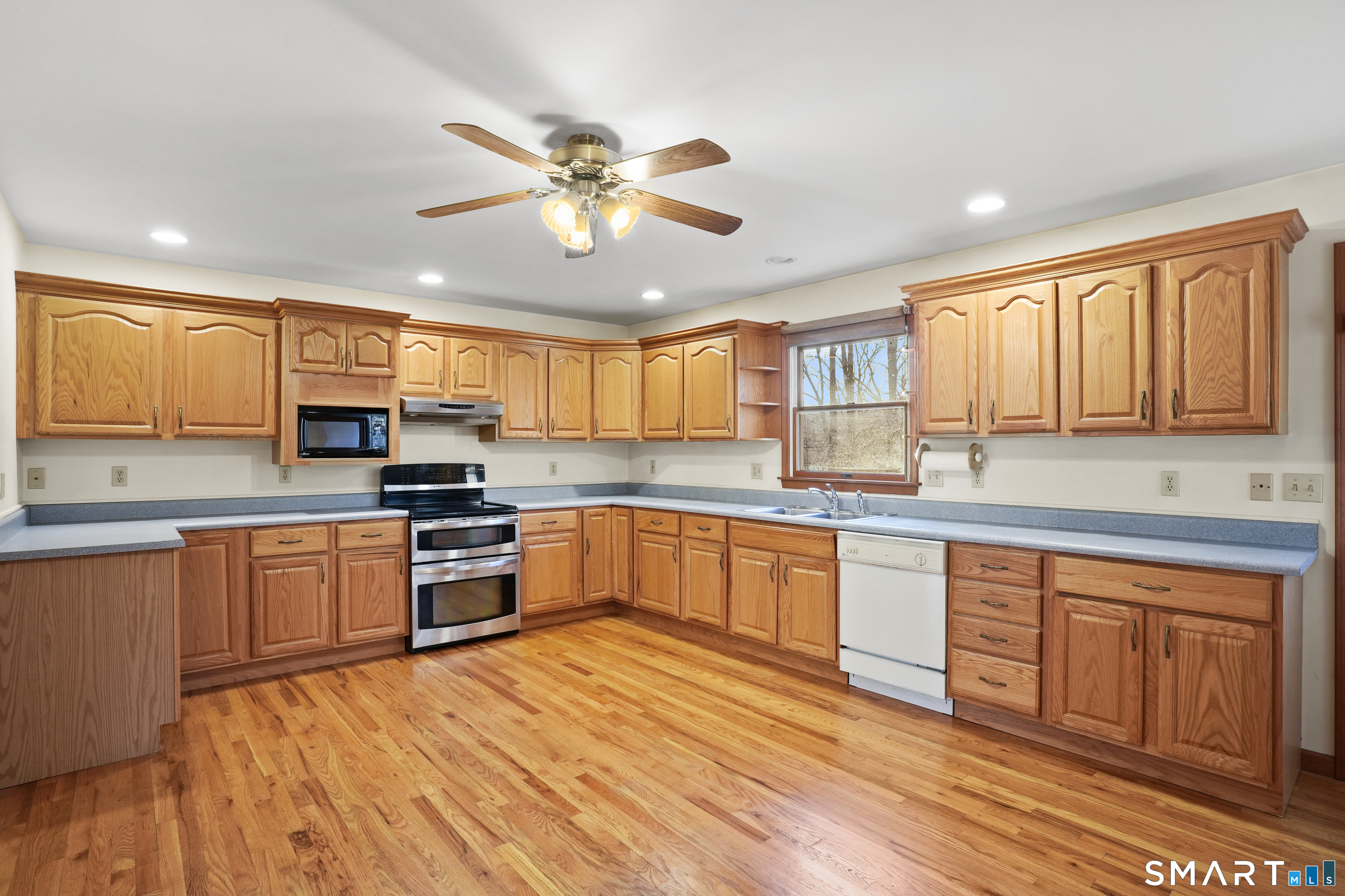 64 Portland Avenue Redding CT 06896