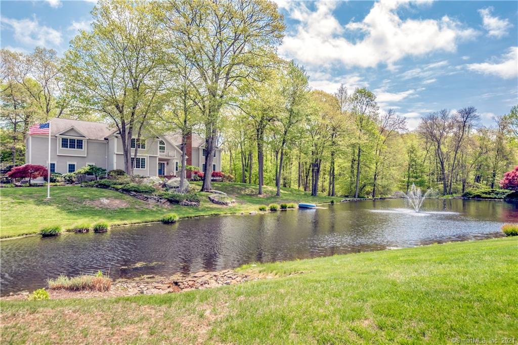 50 Red Barn Road Trumbull CT 06611