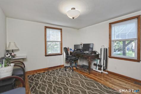 10 Glenmoor Drive East Haven CT 06512