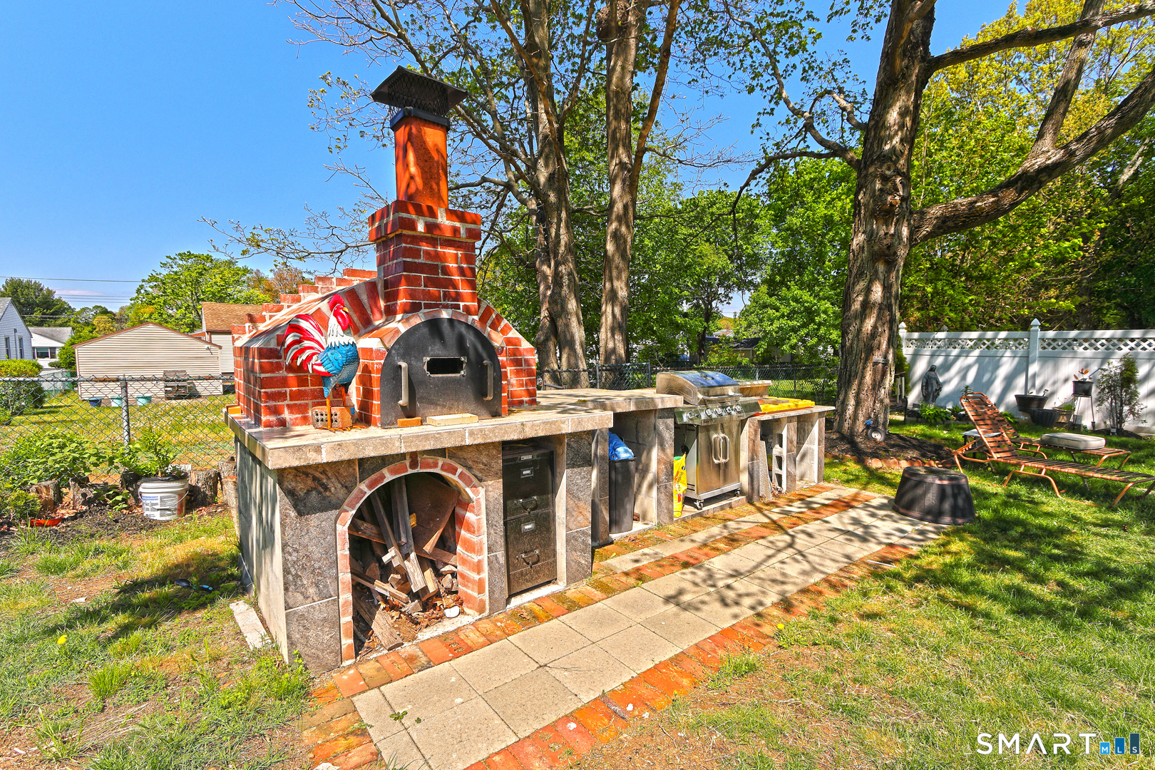 10 Glenmoor Drive East Haven CT 06512