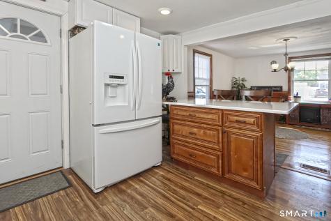 10 Glenmoor Drive East Haven CT 06512
